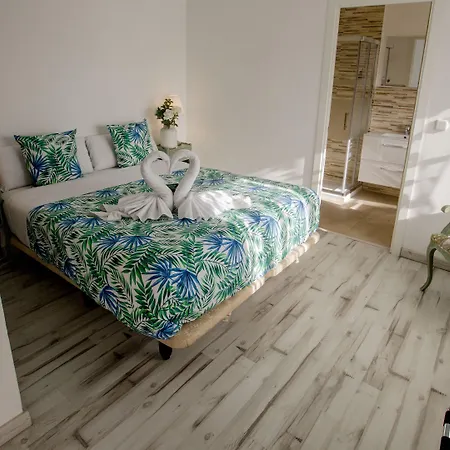 Hostal Escala Suites-2
